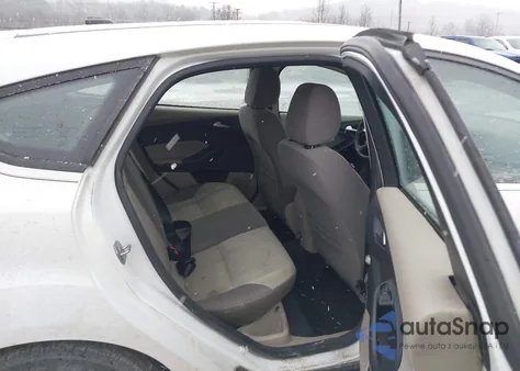 2014 Ford Focus Se from USA, damaged, VIN 1FADP3K24EL435211